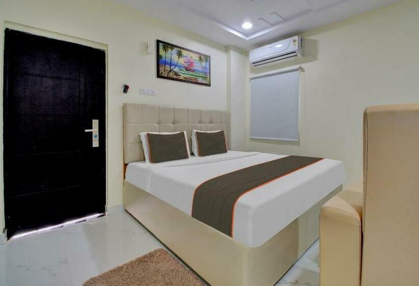 Трехместный Номер Классика, Collection O Hotel Mango Tree
