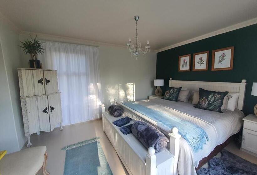 Апартаменты 1 Спальня с Видом, Villa Verona