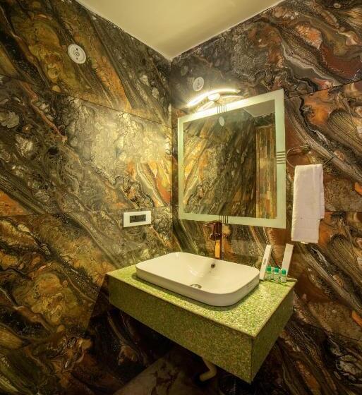 豪华房间, Mudras Grove Resort, Nainital