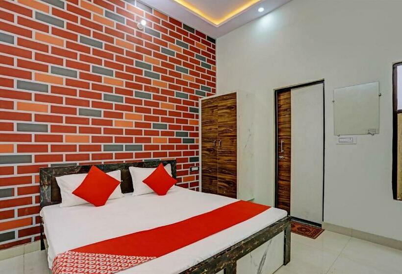 Трехместный Номер Классика, Oyo Flagship Hotel Victory