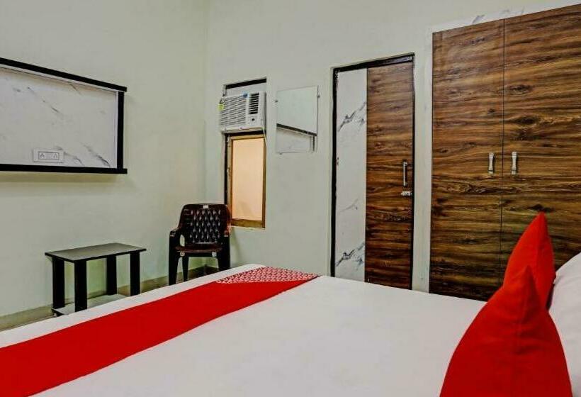 Трехместный Номер Классика, Oyo Flagship Hotel Victory