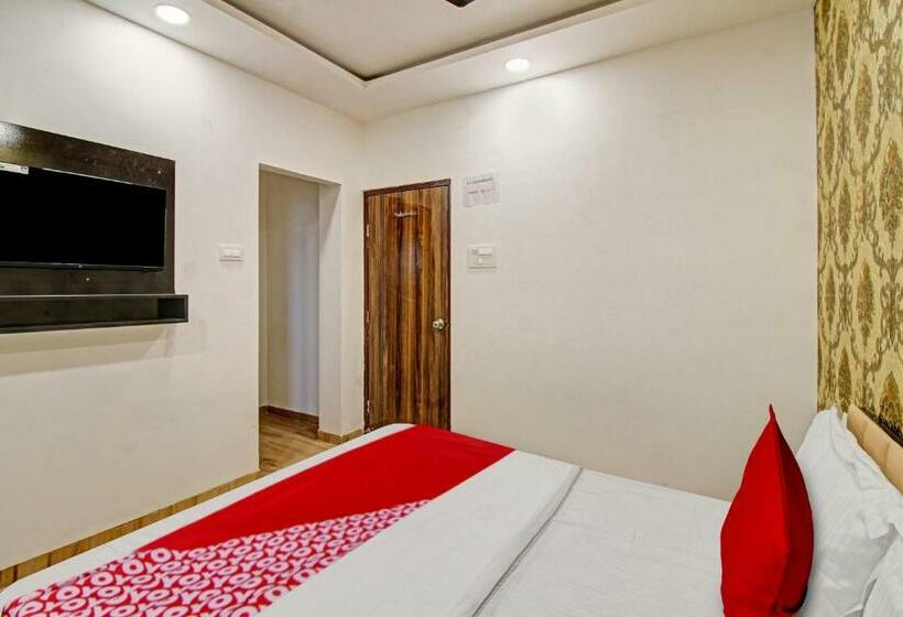 Трехместный Номер Классика, Fabhotel Paramount
