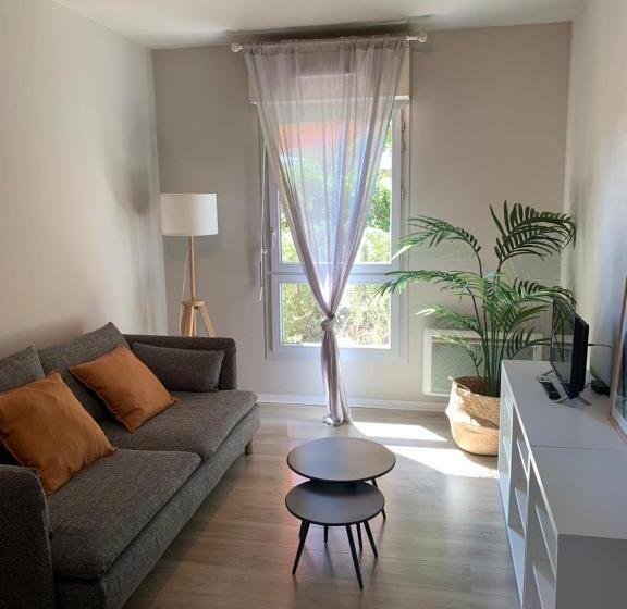 Apartamento 1 Dormitório com Terraço, Apparteo Marseille