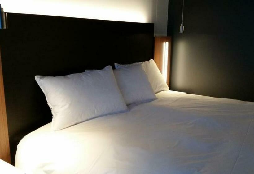 اتاق سوپریور با تخت دو نفره بزرگ, Grand Times Hotel Drummondville