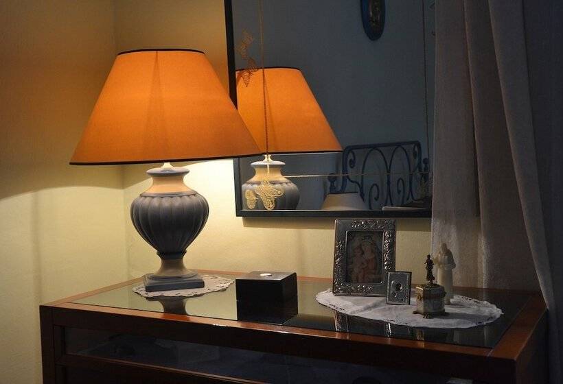 اتاق استاندارد, La Rosa Di Firenze B&b