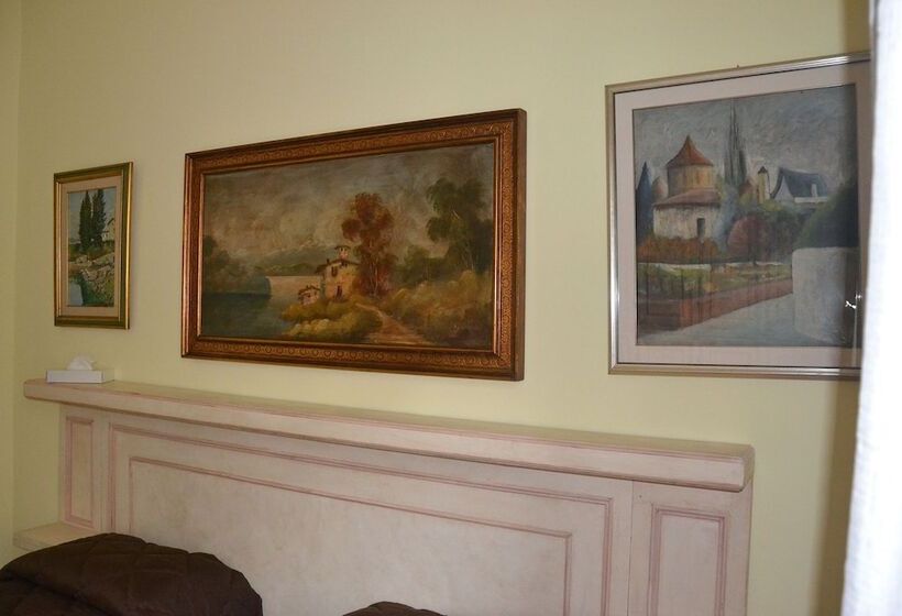 اتاق استاندارد, La Rosa Di Firenze B&b