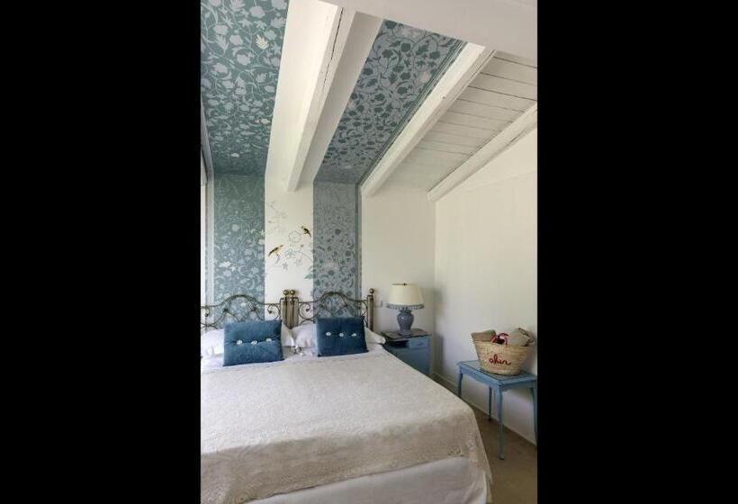 패밀리 스위트, Zahir Country House