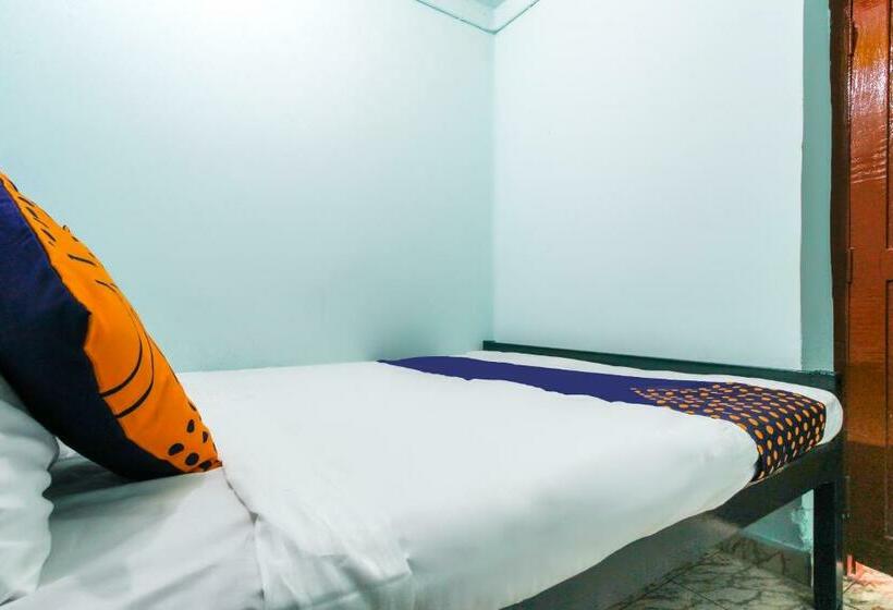 Трехместный Номер Классика, Oyo Flagship Hotel Annai