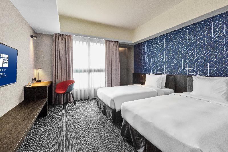 اتاق استاندارد برای معلولان, Holiday Inn Express Kaohsiung Love River, An Ihg