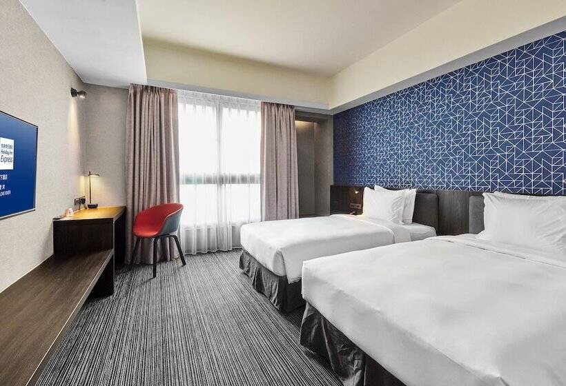 اتاق استاندارد برای معلولان, Holiday Inn Express Kaohsiung Love River, An Ihg