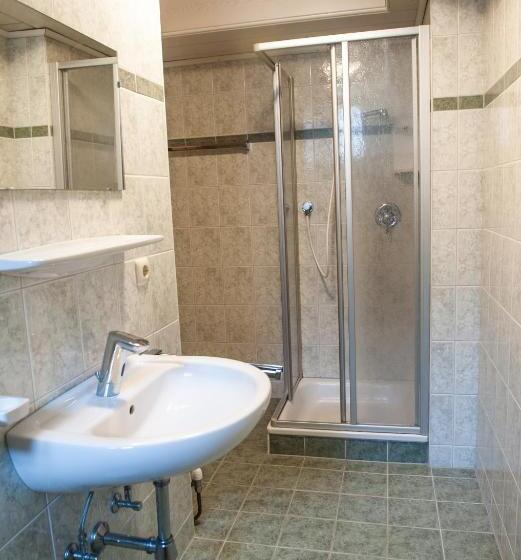 Апартаменты 3 Спальни, Astn Hütten Residenz Waldsicht Königsleiten   Ferienwohnungen