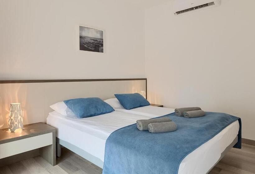 Четырехместный Номер Superior, Pula City Center Accommodation With Free Parking