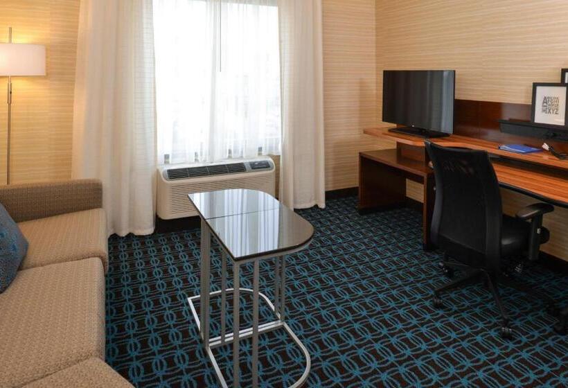 バルコニー付スイート, Fairfield Inn & Suites By Marriott Santa Cruz