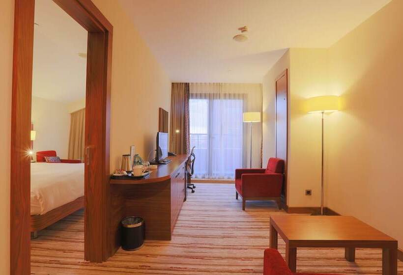스위트 킹사이즈 침대, Hilton Garden Inn Eskisehir