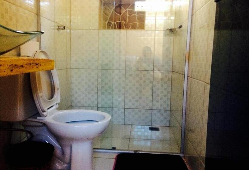 Люкс, Reges Hostel