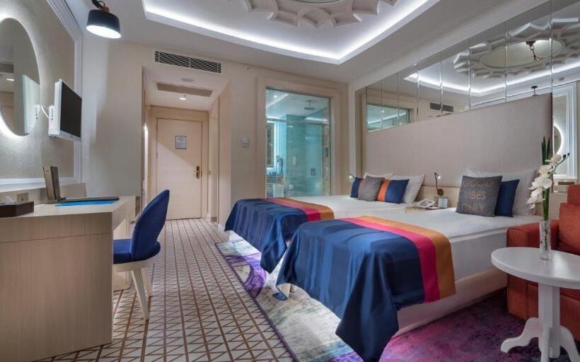 Трехместный Номер Стандарт с Видом, Granada Luxury Belek   Family Kids Concept