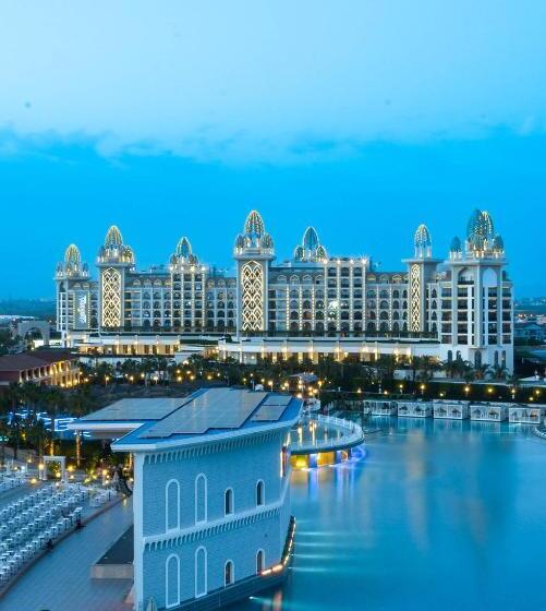 Трехместный Номер Стандарт Вид на Бассейн, Granada Luxury Belek   Family Kids Concept