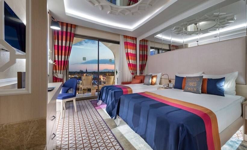 Номер Стандарт Вид на Бассейн, Granada Luxury Belek   Family Kids Concept