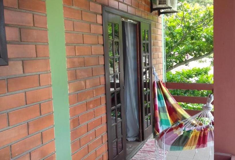 غرفة عائلية, Pousada Cama & Café
