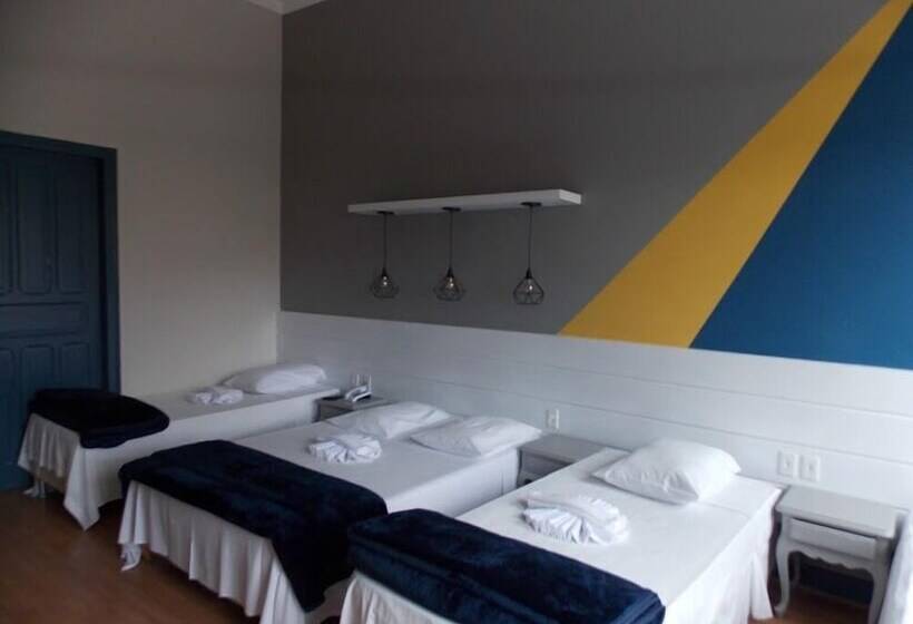 Номер Стандарт Трехместный, Mova Hotel D Oeste   Localizado Em Frente A Praça Principal Da Cidade, Na área Central   Pé Na Praça