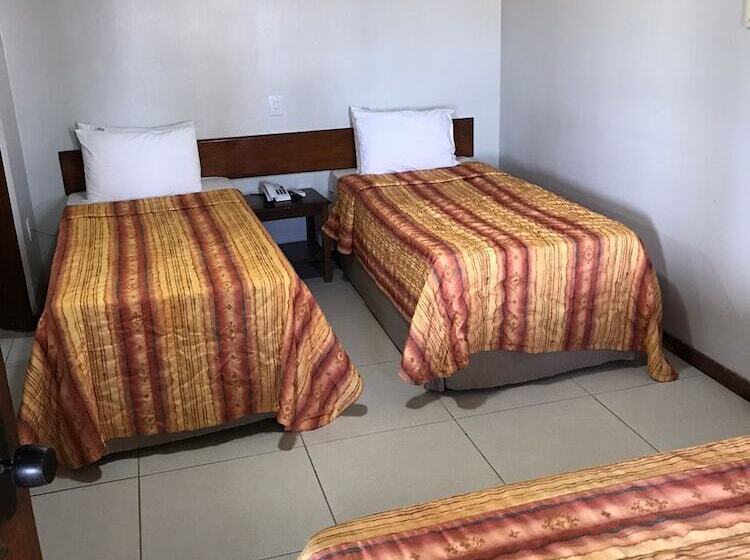 스탠다드 트리플 룸, Makaira Beach Resort