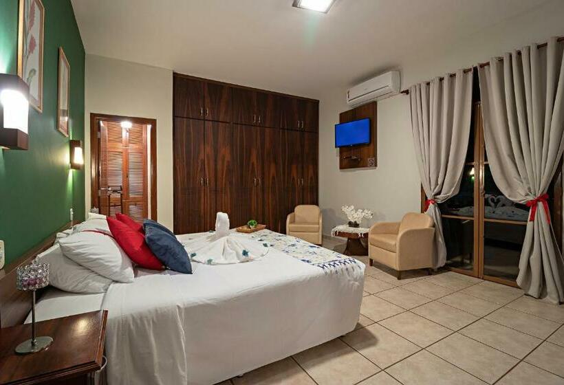 غرفة قياسية ثلاثية مزودة بشرفة, Santa Eliza Eco Resort