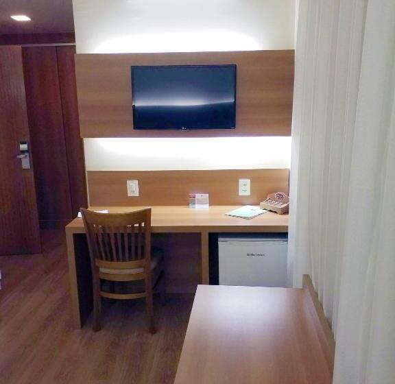 Quarto Triplo Deluxe, Mirante Flat