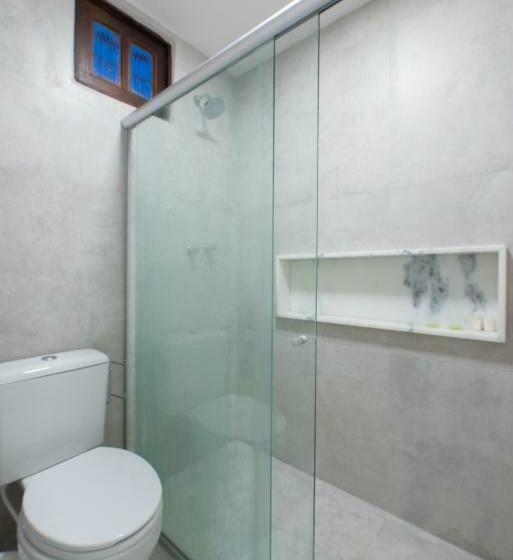 Quarto Estandar com Sacada, Pousada Quatro Estações