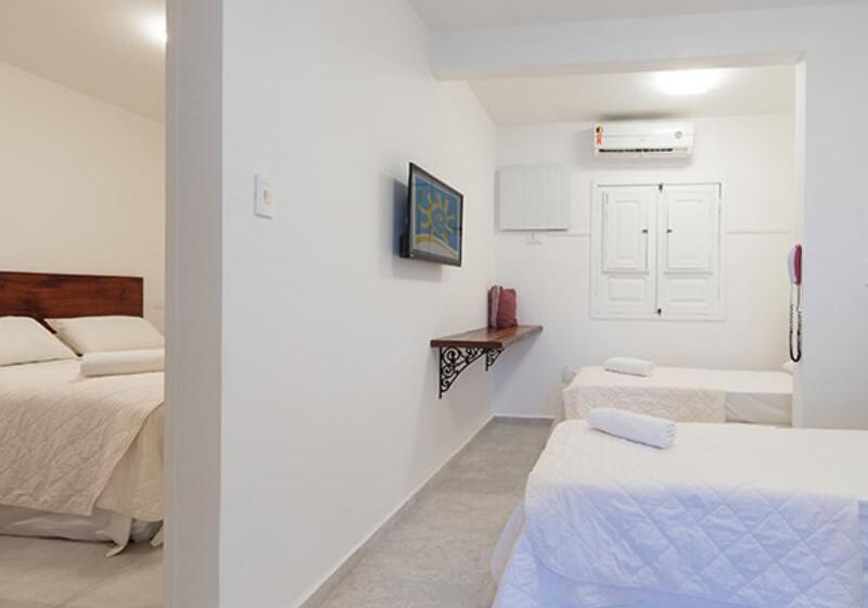 Quarto Quádruplo Estandar, Pousada Quatro Estações