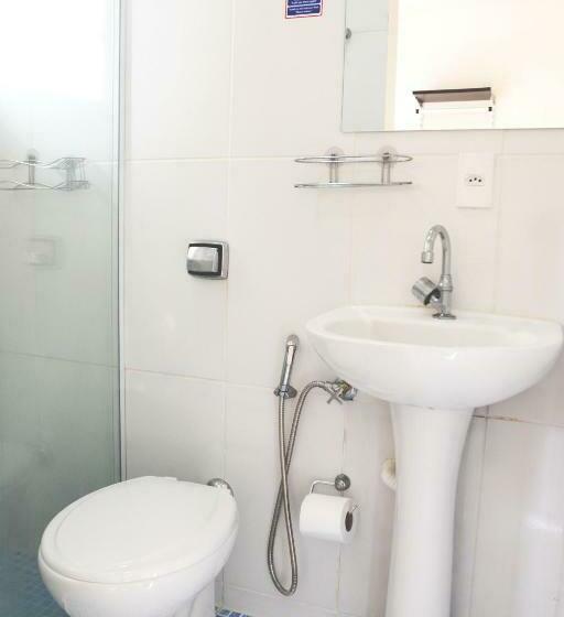 Quarto Estandar, Unibarão Hotel  Próximo As Universidades Unicamp Puc Hospitais  Bancos Restaurantes Praça Capital  S