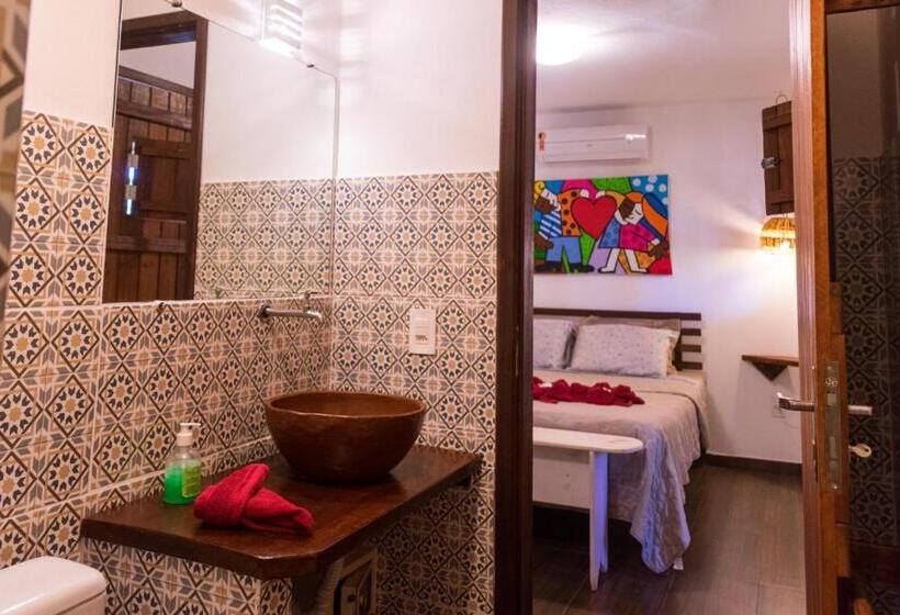 اتاق لوکس با تخت بزرگ, Pousada Casa Do Cocotier