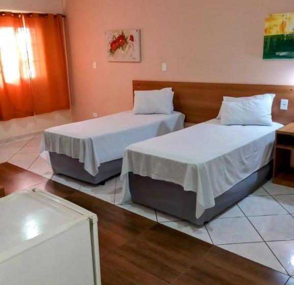 Люкс Кровать Кинг, Calabreza Hotel E Restaurante   By Up