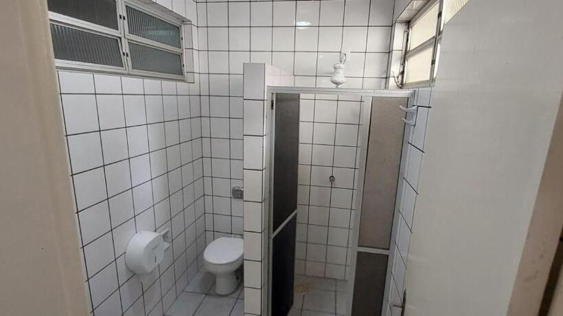 スイート, Floripa Hostel