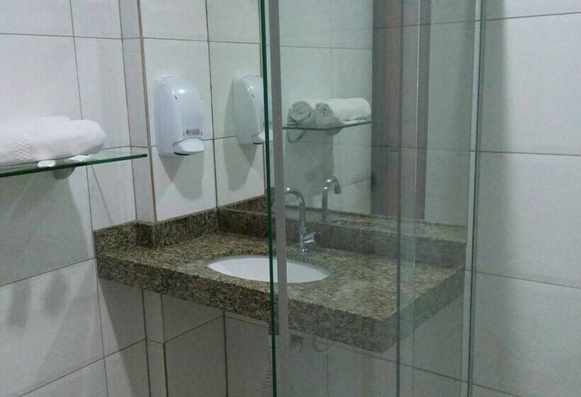 Номер Стандарт, Lax Hotel Acesso Através De Escadas