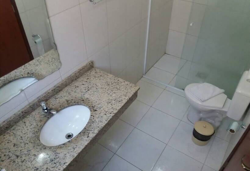 اتاق استاندارد سه نفره, Lisboa