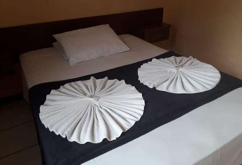 اتاق استاندارد چهار تخته, Bombinhas Palace