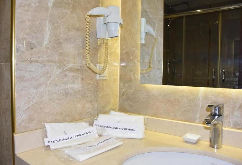 Номер Стандарт Трехместный, Royal Hotel Inegol