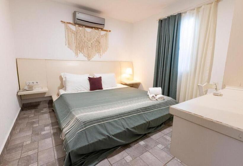 Семейный Номер Совместный Санузел, Kefi Beach & Suites
