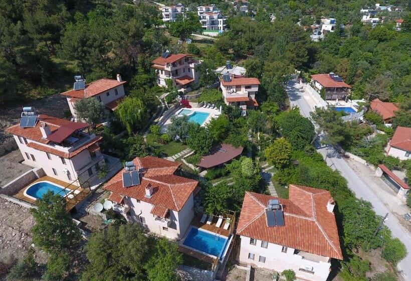 ویلای 4 خوابه, Kleo Cottages