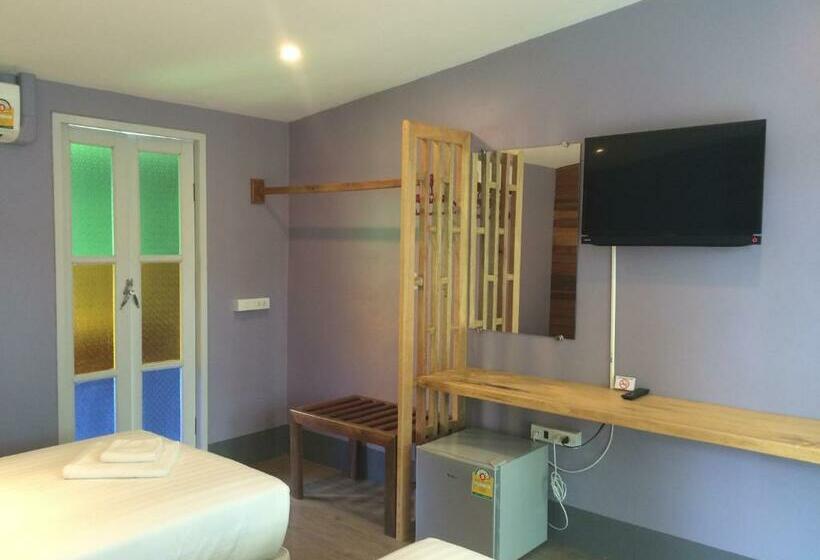 Номер Deluxe Вид на Бассейн, Apple Beachfront Resort