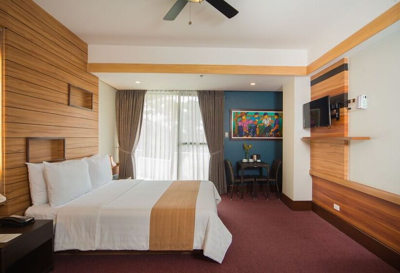 Номер Deluxe, Grand Sierra Pines Baguio