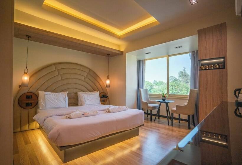اتاق استاندارد با چشم‌انداز, Great Pyramid Inn