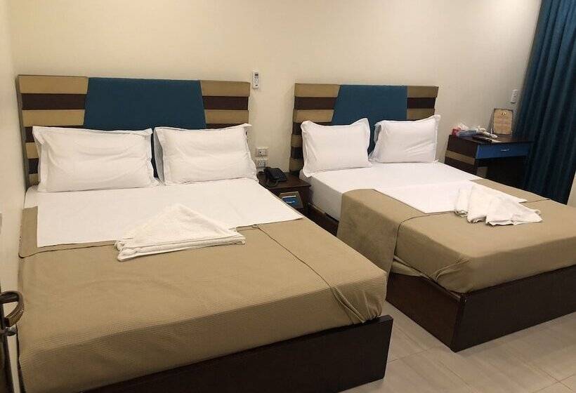 اتاق لوکس چهار تخته, Great Pyramid Inn