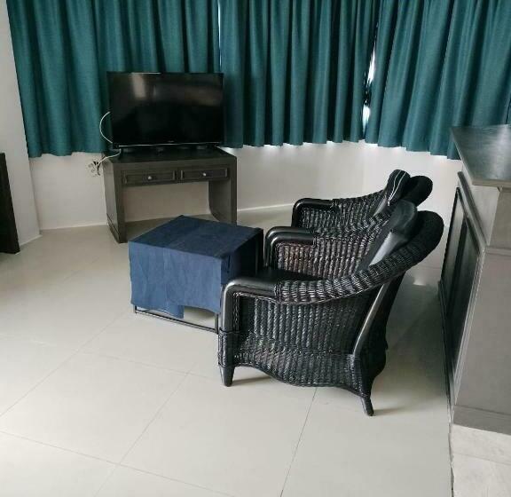 Deluxe Junior Suite, Jomtien Longstay Hotel   Sha Plus Certified