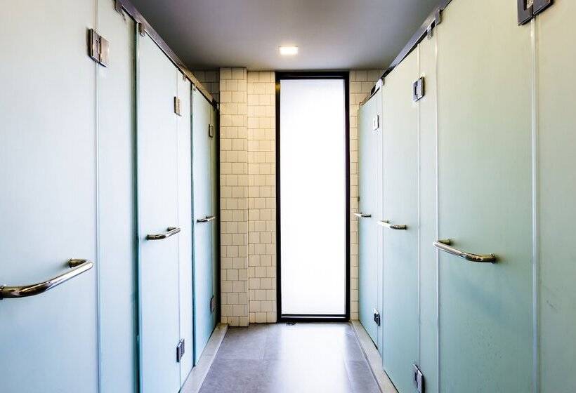 공동 객실, Snoozz Hotel Krabi