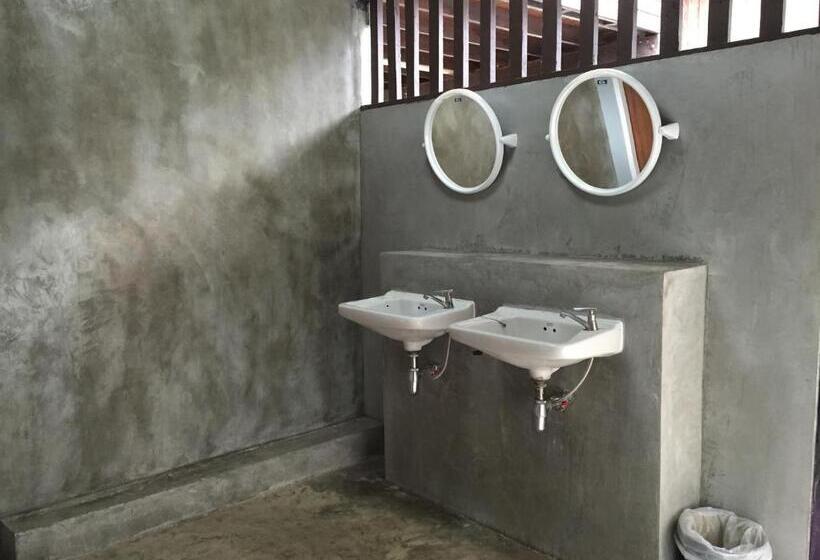 エコノミールーム, Niwas Ayutthaya