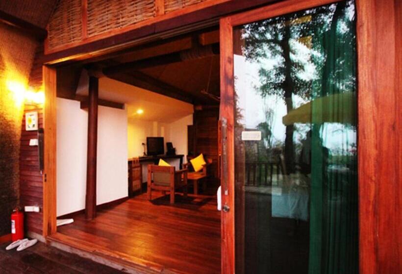 스탠다드 방갈로 정원 전망, The Cinnamon Art Resort And Spa
