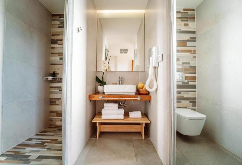 Полулюкс Вид на Бассейн, Ostria Resort & Spa