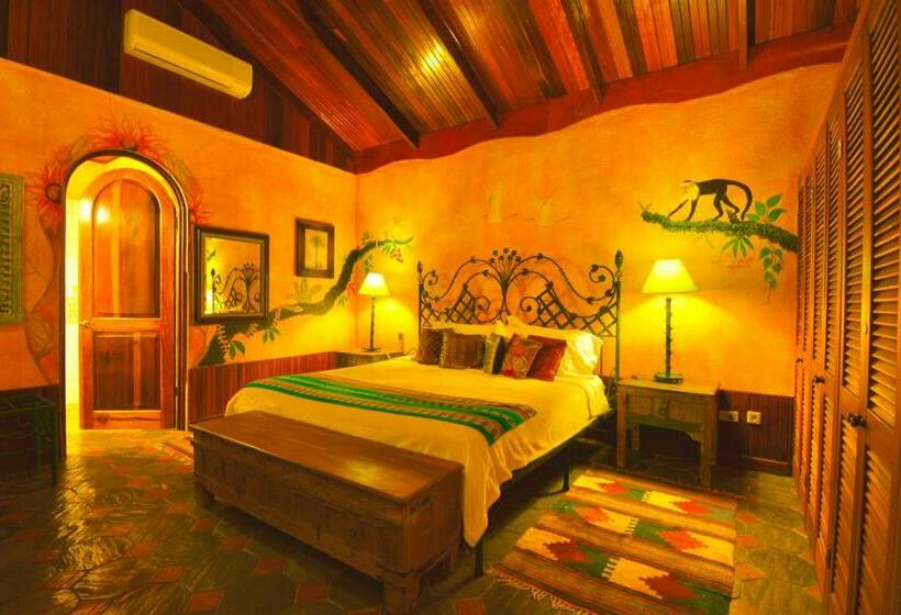 Полулюкс, La Mansion Inn Arenal