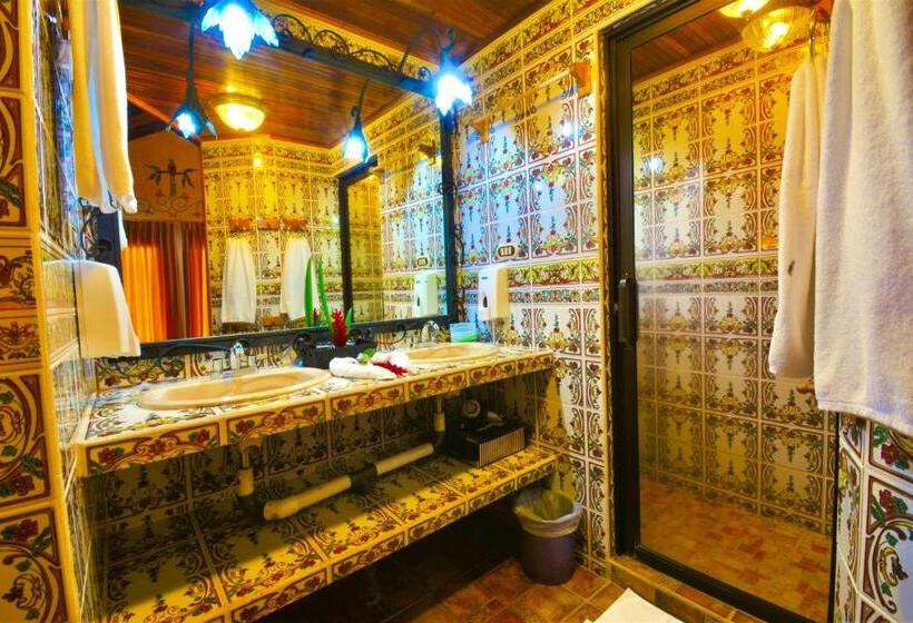 スーペリアースイート, La Mansion Inn Arenal